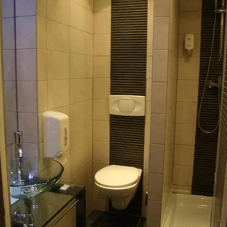 Cit'hotel Du Midi Hotel 2*